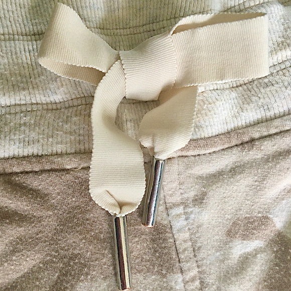 Athleta Balance Printed Jogger in Camo Lux Oatmeal Heather - Picture 8 of 16